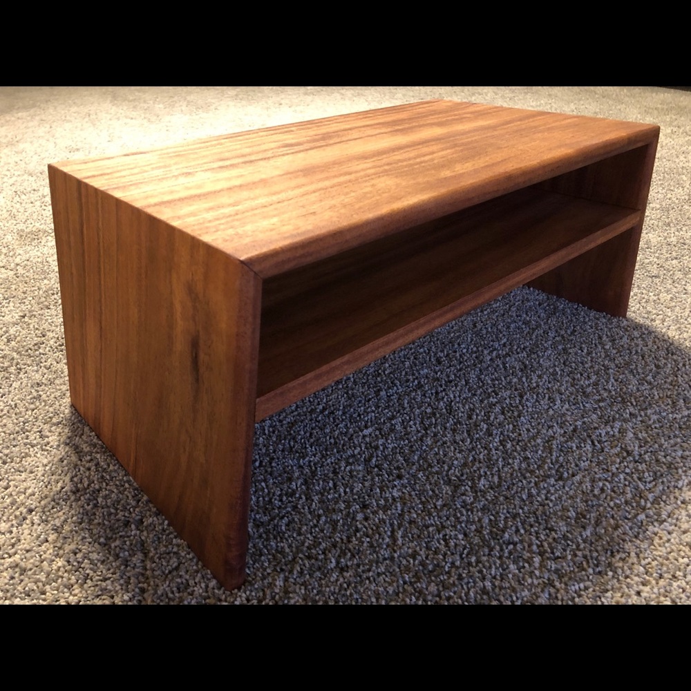 Lap table
